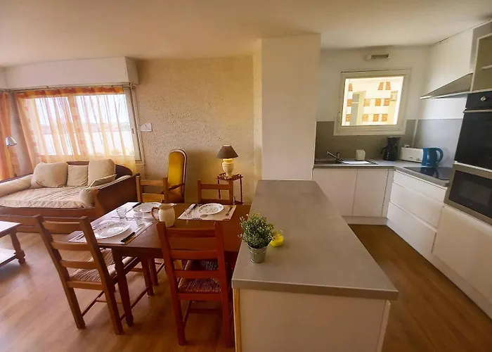 - Vue Pour Cet Face A La - Grande Conche * Royan